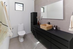 Noblessan mustat kylpyhuonekaapistot Talo Koreassa